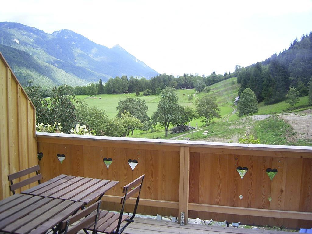 Landhof Schober Appartementen Weissbriach Room photo